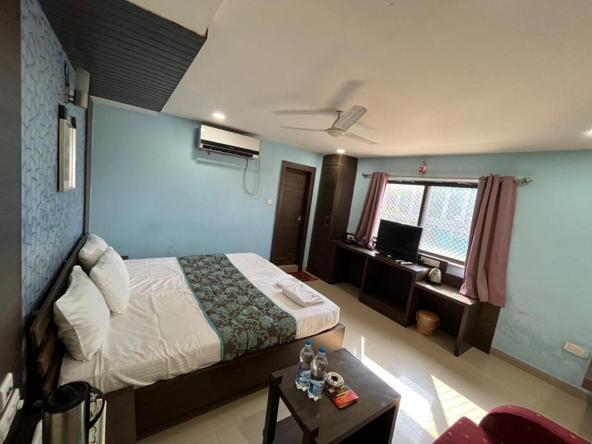 Hotel Pratap Residency-With Early Check Inn 兰契 外观 照片
